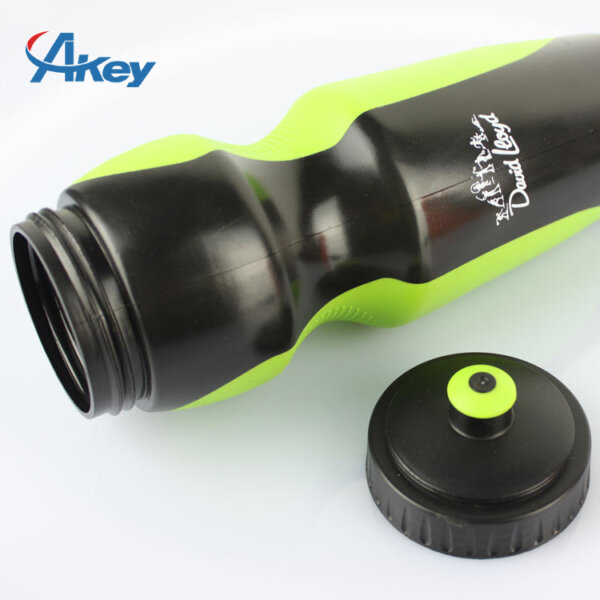 grip sports bottle 700ml BPA Free Reusable Cycling Sport Gym Squeeze Bottles Leakproof Bicycle Bottle Water Dinking Bottle - Image 2